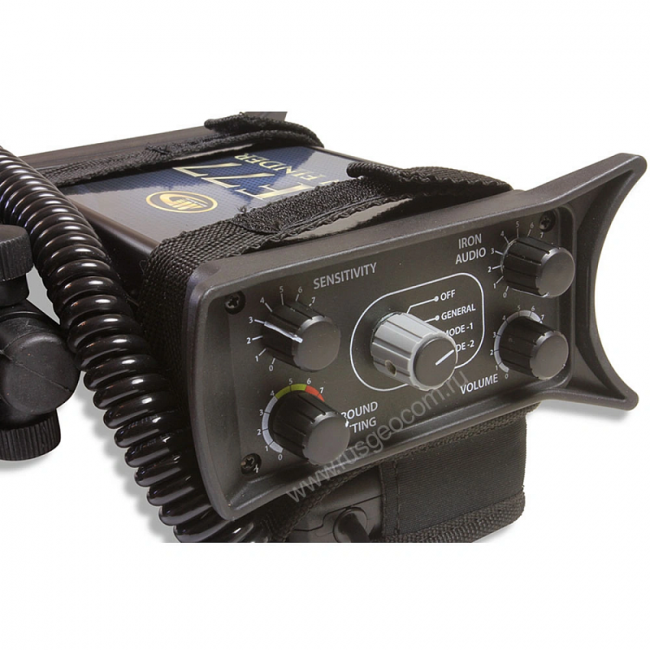 Комплект: металлоискатель Nokta Makro CF77 Standart + пинпоинтер RGK MD-5