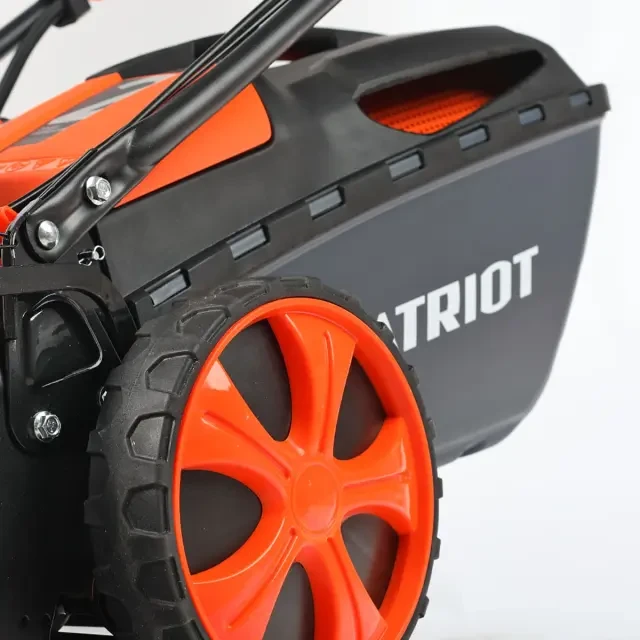 Бензиновая газонокосилка самоходная Patriot PT 53LSE